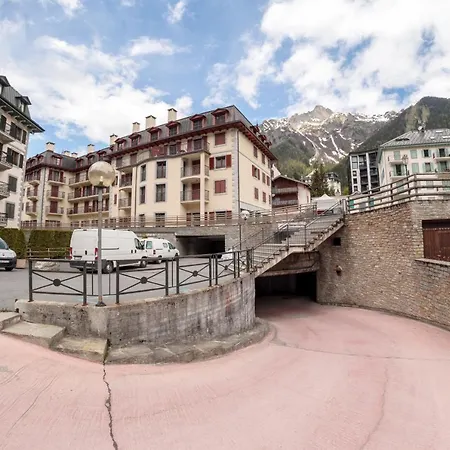 Paccard: Le Lutetia Apartment *